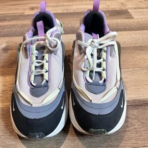 Women Nike Multicolor Sneakers